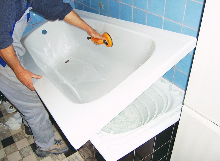 восстановление ванны путем установки вкладыша 