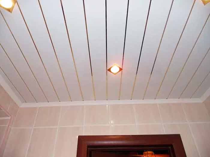 реечные алюминиевые подвесные потолки